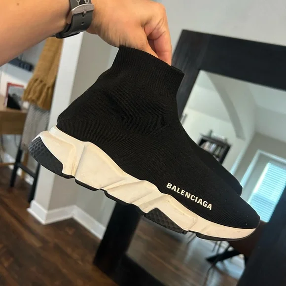 Balenciaga Trainer Sneaker - Picture 10 of 10